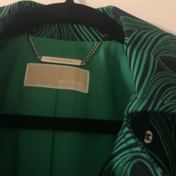 Michael Kors Light Weight Print Jacket - Picture 3 of 7